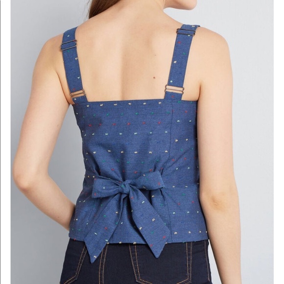 ModCloth blue subtle flirtation tie back tank Medium - Picture 3 of 13